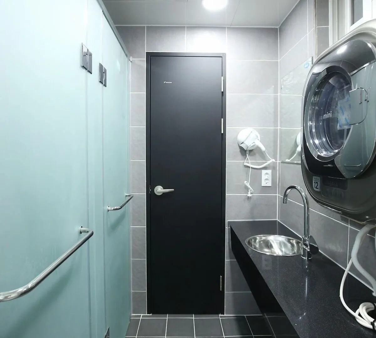 Stayan Guesthouse And Bnb Busan Hostel