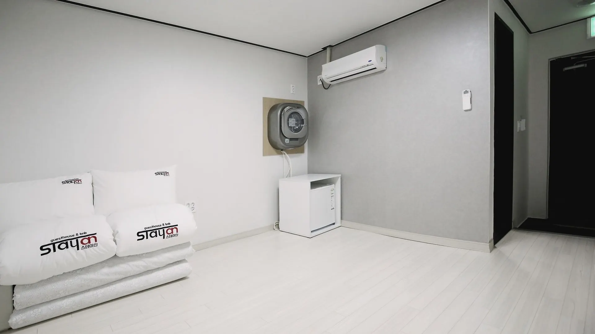 Stayan Guesthouse And Bnb Busan Hostel