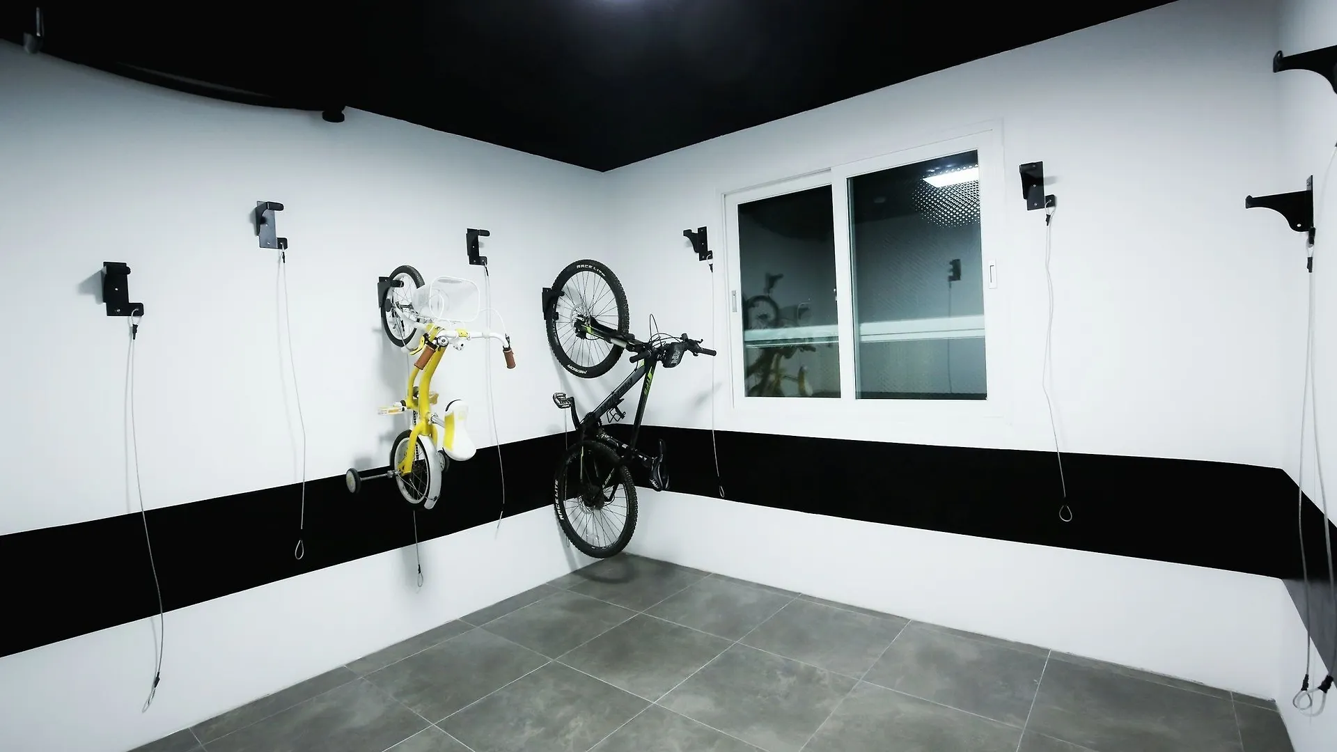 Stayan Guesthouse And Bnb Busan Hostel
