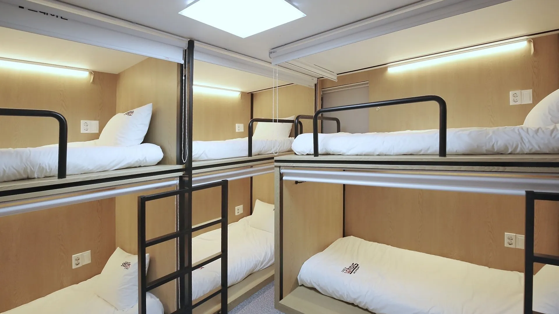 Hostel Stayan Guesthouse And Bnb Busan
